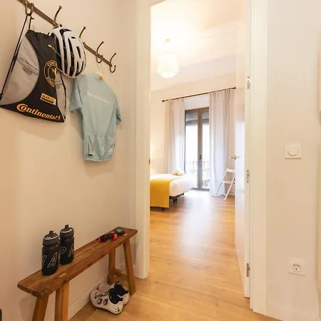 Διαμέρισμα Bravissimo Riu Onyar, Modern 3 Bedroom *