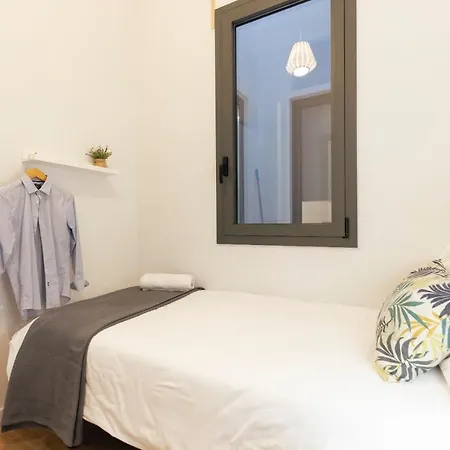 Apartman Bravissimo Riu Onyar, Modern 3 Bedroom Girona