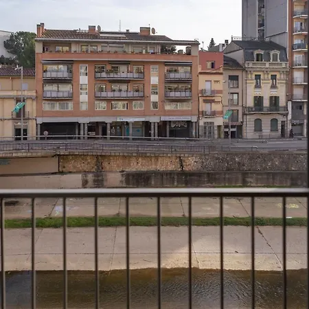 Bravissimo Riu Onyar, Modern 3 Bedroom * Girona