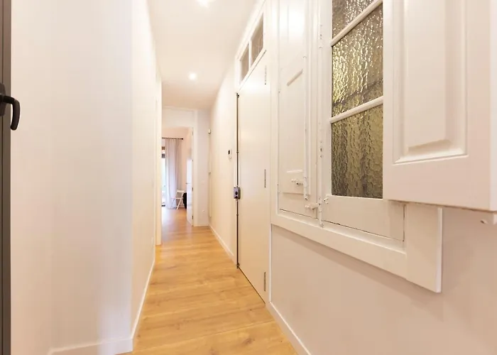 Bravissimo Riu Onyar, Modern 3 Bedroom Apartamento