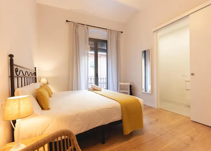 Bravissimo Riu Onyar, Modern 3 Bedroom Apartamento